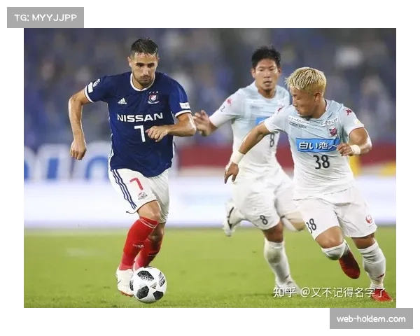 神户胜利船2-2战平横滨水手，榜首之争陷入僵局